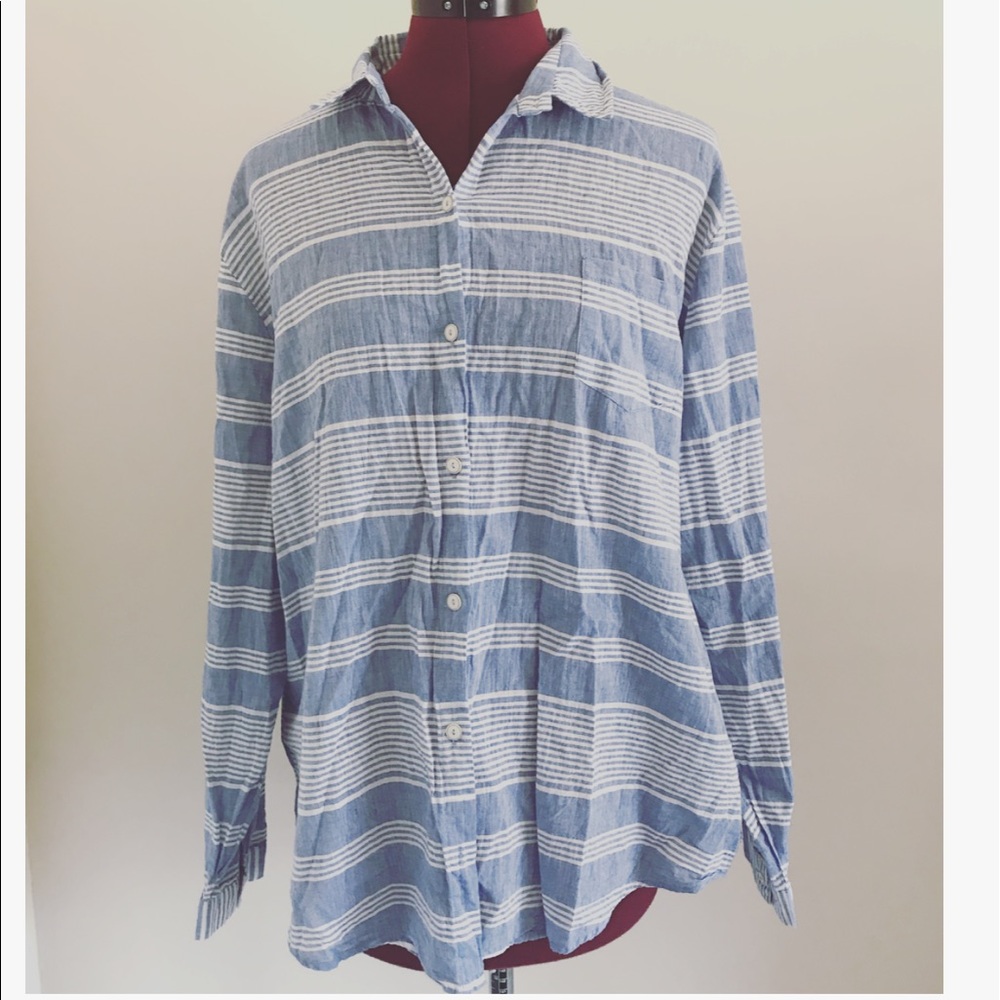 Price Drop❗️Anthro Lillie’s Closet striped button